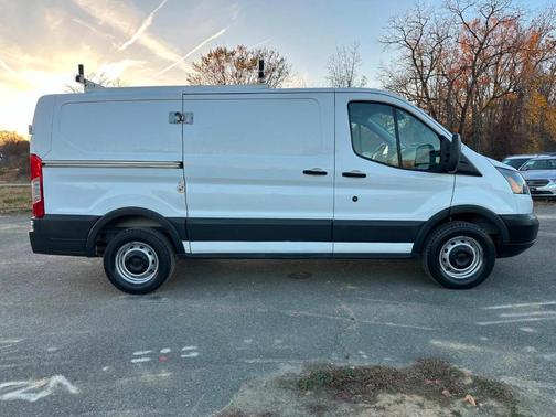 2018 Ford Transit-250 Base