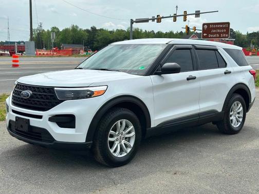 2020 Ford Explorer Base