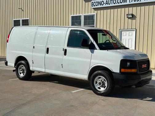 White 2016 GMC Savana 3500 Work Van