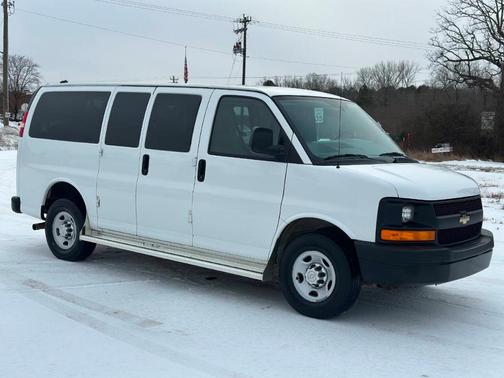 2015 Chevrolet Express 2500 LS