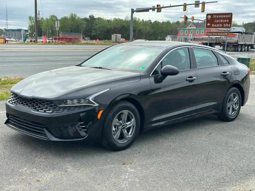 2022 Kia K5 LXS