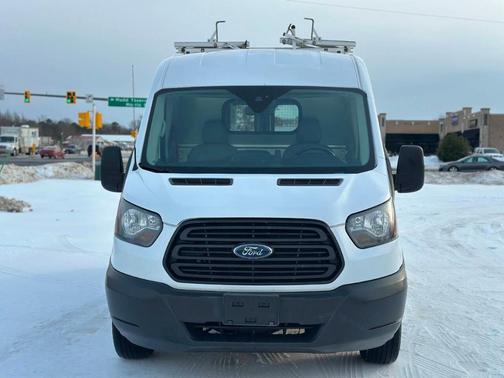 2017 Ford Transit-250 148 WB Medium Roof Cargo