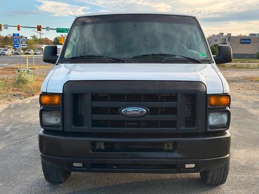 2008 Ford E250 Cargo