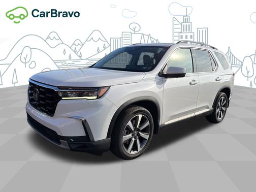 Platinum White Pearl 2023 Honda Pilot AWD Elite