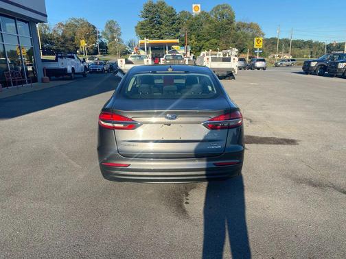 2019 Ford Fusion Hybrid SE