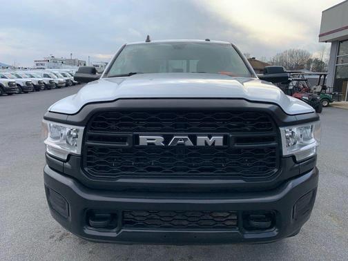 2020 RAM 2500 Tradesman Crew Cab 4x4 8' Box