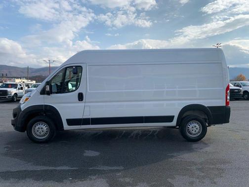 2025 RAM ProMaster 3500 High Roof