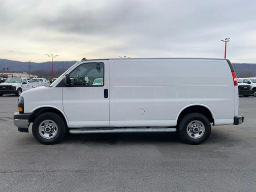 2024 GMC Savana 2500 Work Van