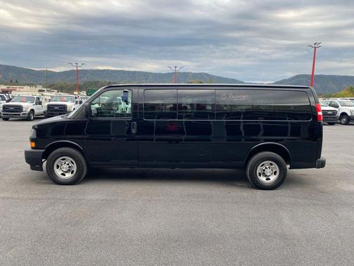 2019 Chevrolet Express 3500 LS