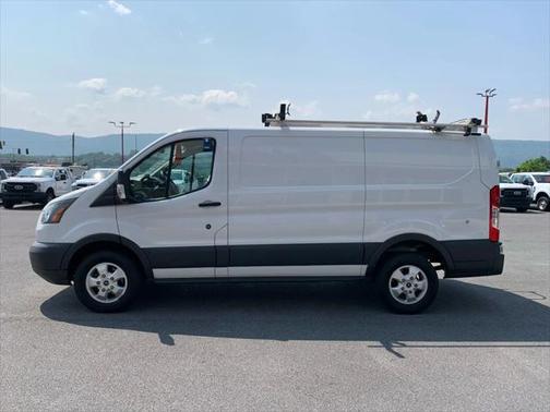2018 Ford Transit-250 Base