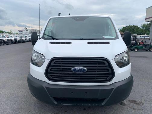 Oxford White 2018 Ford Transit-250 Base