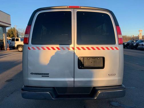 2016 Chevrolet Express 3500 LS