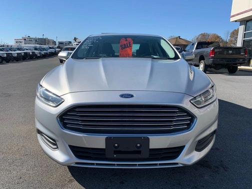 2016 Ford Fusion Hybrid S