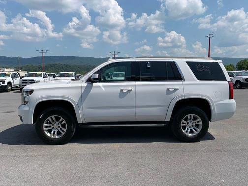 2017 Chevrolet Tahoe LS