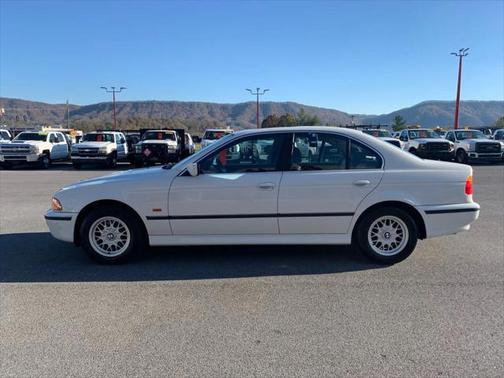 1998 BMW 528 528i Sedan 4D