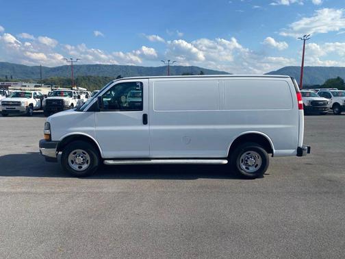 2023 Chevrolet Express 2500 RWD 2500 Regular Wheelbase WT