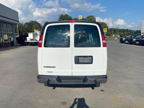 2023 Chevrolet Express 2500 RWD 2500 Regular Wheelbase WT