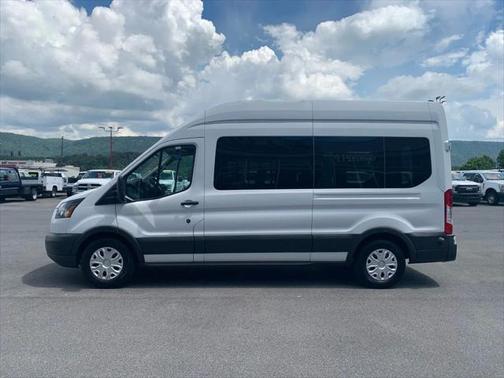 2017 Ford Transit-350 XL
