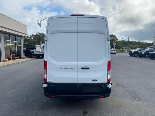 2017 Ford Transit-250 Base