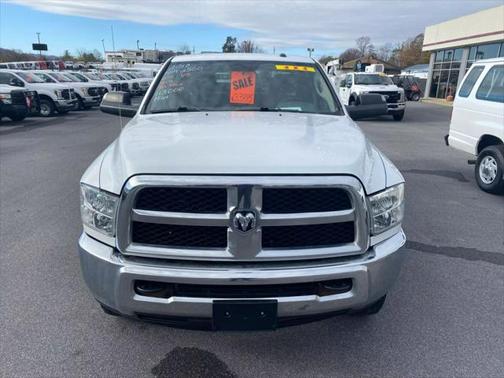 2018 RAM 2500 Tradesman Crew Cab 4x4 8' Box