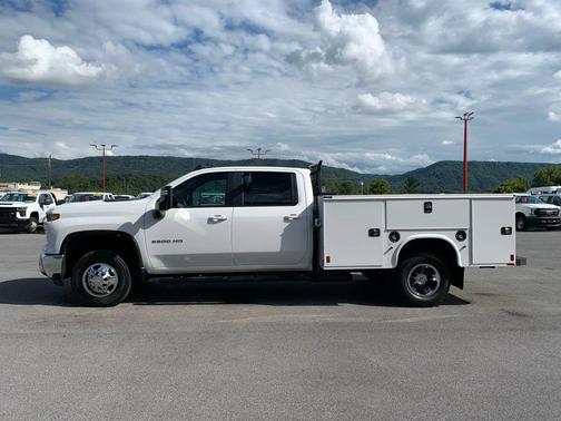 2024 Chevrolet Silverado 3500 LT