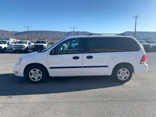 2006 Ford Freestar SE