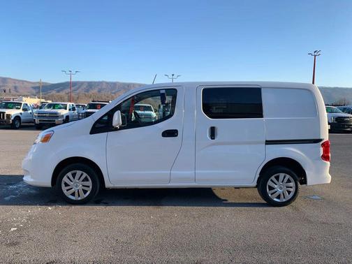 2020 Nissan NV200 SV