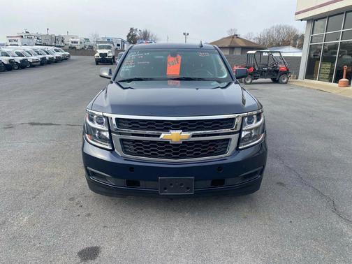 2017 Chevrolet Suburban LS