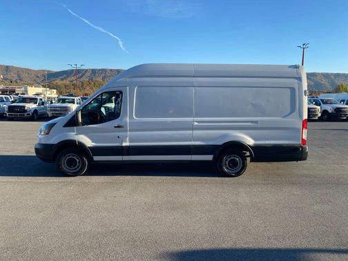 2015 Ford Transit-250 Base