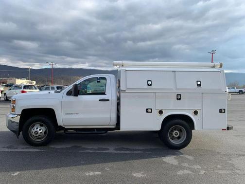 2016 Chevrolet Silverado 3500 WT
