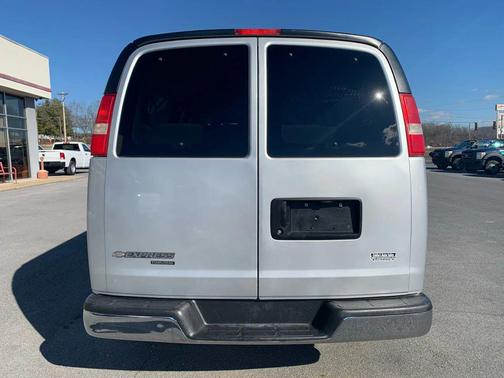 2016 Chevrolet Express 3500 LT