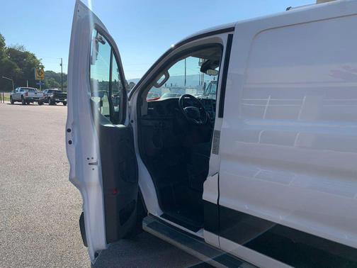 Oxford White 2020 Ford Transit-250 Base