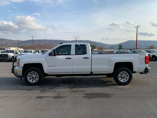 2017 Chevrolet Silverado 3500 WT