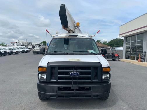 2012 Ford E350 Super Duty Recreational