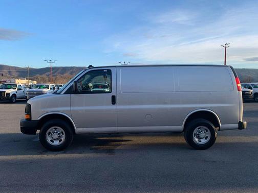 2016 Chevrolet Express 2500 Work Van
