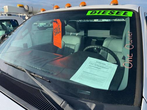 2013 Ford F-450 141  W.B. 2D