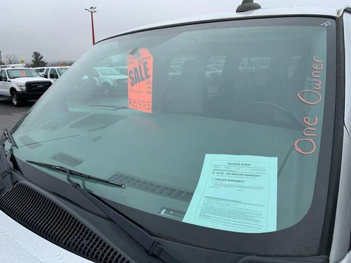 2016 Chevrolet Express 2500 LS