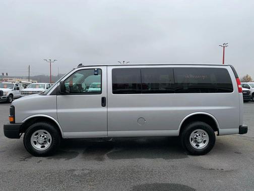 2016 Chevrolet Express 2500 LS