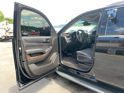 Black 2017 Chevrolet Suburban LS