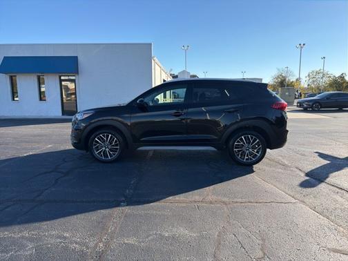 2021 Hyundai TUCSON SEL