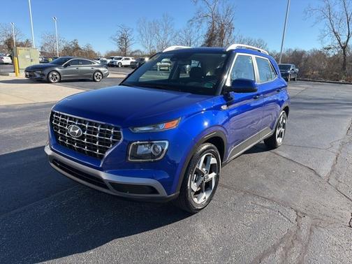 2024 Hyundai VENUE SEL