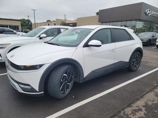 2023 Hyundai IONIQ 5 SE
