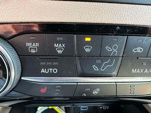 Blue Silver Metallic 2022 Ford Escape SE