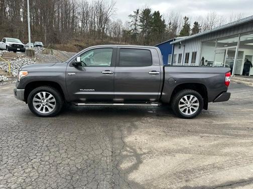 2017 Toyota Tundra Limited
