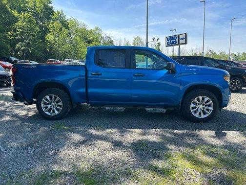 Glacier Blue Metallic 2022 Chevrolet Silverado 1500 Custom
