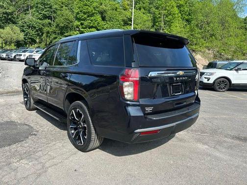 Midnight Blue Metallic 2022 Chevrolet Tahoe LT