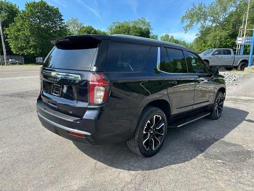 Midnight Blue Metallic 2022 Chevrolet Tahoe LT