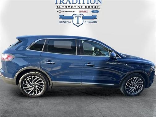 2020 Lincoln Nautilus Reserve