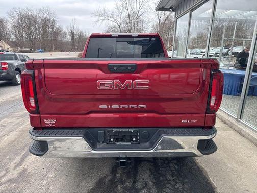2023 GMC Sierra 1500 SLT