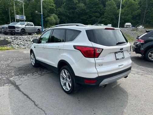 White Platinum Clearcoat Metallic 2019 Ford Escape Titanium